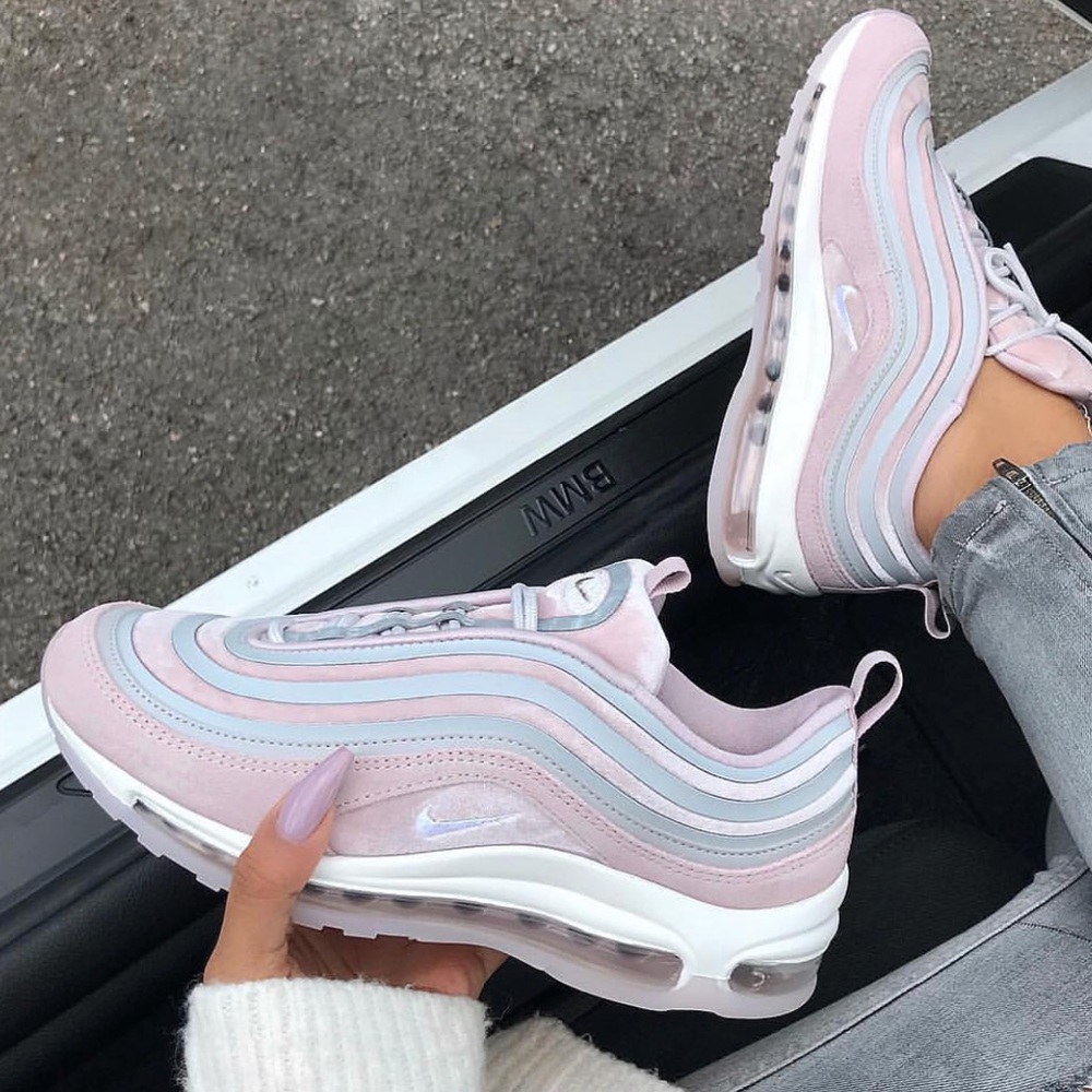 SOLD NIKE AIR MAX 97 Ul Lx ‘17 Particle Rose NEW